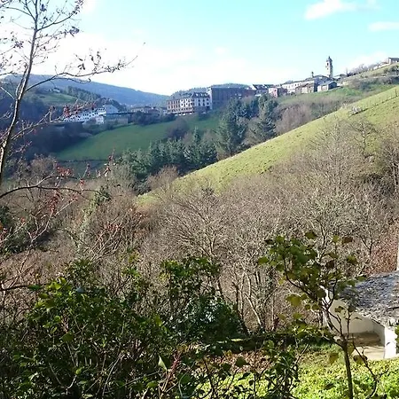 Rurales Vega De Llan 아파트